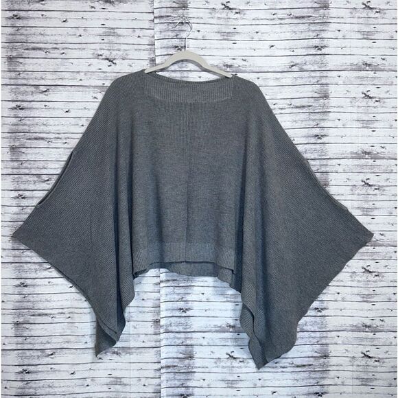 Lululemon Forward Flow Cape - Picture 3 of 12